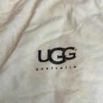Uggs will relist Photo 1