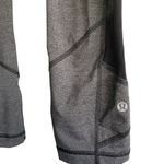 Lululemon Women's Grey Pace Rival Crop 22 - Size 6 Photo 2