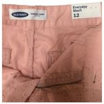 Old Navy New Shorts Womens 12 Every Day Eyelet Lace Mid Rise Chino 3.5 Pink Photo 3