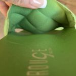 Rouge Helium  green quilted slides Photo 2