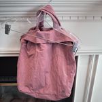 Lululemon On My Level Bag *Large 30L
Smoky Blush Photo 2