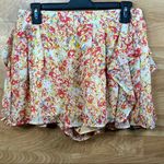 BCBGeneration Size Medium Lined Shorts Lightweight with Ruffles Photo 0