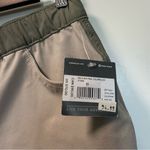 Eddie Bauer NWT  Climatrail Shorts Green Tan Water Repellent UPF Hiking‎ Outdoor Photo 1