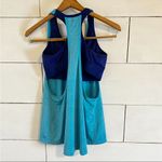 Nike 2 in 1 Tank Top with Sports Bra. Size Medium. EUC Photo 1