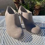 Michael Kors Micheal Kors Beige Heels  Photo 0