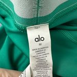 Alo Yoga  Airlift High-Waist Suit Up Leggings Size Medium in Spruce Green/White Photo 4