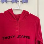 DKNY EUC  women’s hot pink button neck hooded long sleeve top small‎ Photo 1