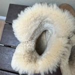 UGG  Bailey Button Short Shearling Boots Booties Classic Chestnut Color - size 8 Photo 8