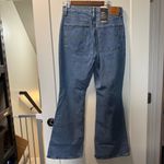 Levi's NWT Levi’s 70’s High Rise Flare Jeans Slim Stretch Bootcut Wide Leg Medium Wash Photo 2