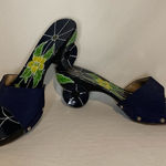 Source Unknown Navy Blue Wooden slip-on Clogs with round heels size 39 Photo 0