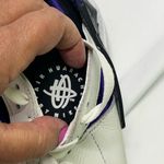 Nike  AIR HUARACHE RUN SNEAKERS SZ 7 HYPER GRAPE/WHITE/BLACK DH4439-105 PREOWNED Photo 2