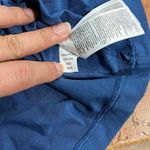 Athleta Air Out Cinch TEE in Blueish Size M Photo 6