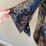 Dress Barn Y2K  V Neck Blue and Brown Cheetah Floral Print Blouse Size M Photo 7
