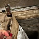 Faded Glory  Skinny Jeans Mid-Rise Classic Five-Pockets Style Beige Women's US 10 Photo 5