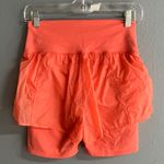 Alo Yoga ALO High Rise Women's Coral Athletic Shorts Small Photo 4