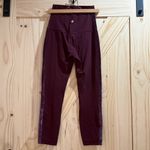 Lululemon - Align Super High-Rise Crop *Velvet
Garnet - 4 Photo 4