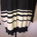 Daisy Fuentes  womens small‎ colorblock crewneck sweater Photo 1