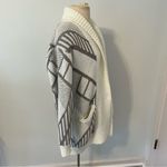 Leith  White & Gray Geometric Print Cardigan Size XS/S Photo 2
