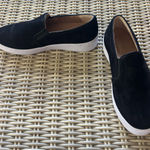 Vionic  Black Suede Midi Slip On Sneakers size 7.5 workwear athleisure classic Photo 0