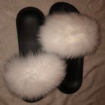White fluffy slides Size 11 Photo 1