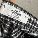 Hollister  Ultra High Rise Advanced Stretch Glen Plaid Pants Elastic Waist XS Photo 2