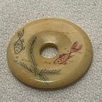 Vintage Scrimshaw pendant Photo 1