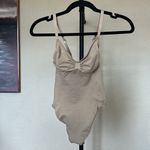 SKIMS  Shapewear Seamless Sculpt Thong Bodysuit Size‎ M NWOB Photo 4