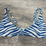 Triangle bikini Photo 0