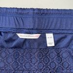 Isaac Mizrahi Live! Size XLP Navy Blue Lace Overlay Wide Leg Pull-On Pants Photo 4