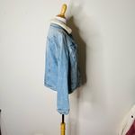 Universal Threads Universal Thread Denim Jacket with Sherpa Lining Photo 4