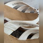 White Mountain  Silver Flower Wedge Sandals 100-W11095 Quiz 8.5 Photo 2