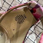 Bandolino Pink Floral Armory Sandals, Sz 7.5 Photo 6