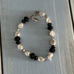 NEW Gorgeous Beaded Toggle Bracelet Black AB Crystal Silver Gray Pearled Beads Photo 2
