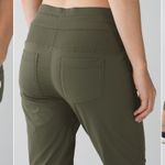 Lululemon NWOT  Street To Studio Pant II *Unlined 28" in fatigue green size 4 Photo 2