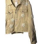 POL NWT  Womens Medium Beige Cropped Denim Jacket Pocket Pearl Flower Raw Hem Photo 5