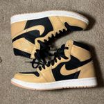 Air Jordan 1 Retro High Photo 0