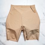 SKIMS NWT Body Butt Enhancing Padded Shorts Photo 2