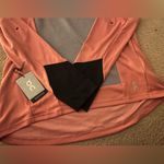 On cloud pink black gray long sleeve running shirt Size XL Photo 2