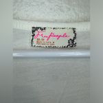 Free People ‎ Women’s White Embroidered Beaded Blouse T-shirt Size XS Photo 2
