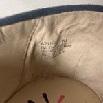 Isaac Mizrahi LIVE! Women’s shoes Size 7M, Blue & Tan Photo 7