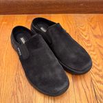 Skechers Women’s Goga Max Cozy Clog Slip-On Shoes in Black Suede Size 8.5 Photo 6