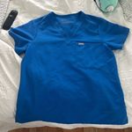 FIGS  Catarina Scrub Top One-Pocket Photo 0