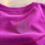 Lululemon Softstreme Gathered T-Shirt magenta purple size 10 Photo 9