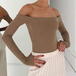 Princess Polly  Light Brown Off Shoulder Long Sleeve Bodysuit Women’s Size 2 Photo 0