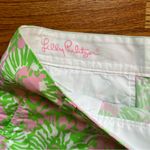 Lilly Pulitzer the chipper short pink and green lion print size 8 Photo 3