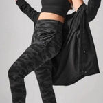 Athleta NWT Salutation Camo Jogger Size XSP Petite Camoflage Gray Black Hi Rise Photo 0