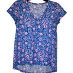 Lilly Pulitzer  Etta V-neck Blue Peri Takin it Easy top size XS Photo 0
