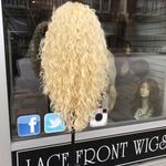 Blonde curly wig Swisslace Lacefront 2020 style Photo 1