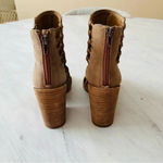 Free People DV by Dolce Vita Malak Dress Sandal in Taupe Size 6 USED Photo 4