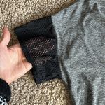 Beyond Yoga  • space dye mesh crop vneck tee Photo 6